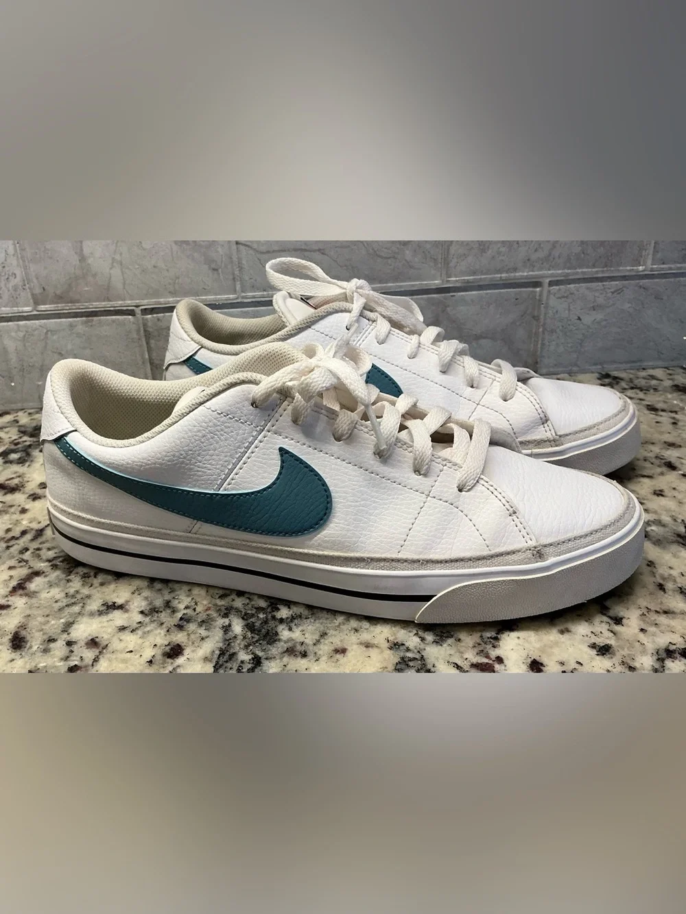 Nike Court Legacy CU4150-104 Men’s Size 10 White Blue Leather Sneakers Casual